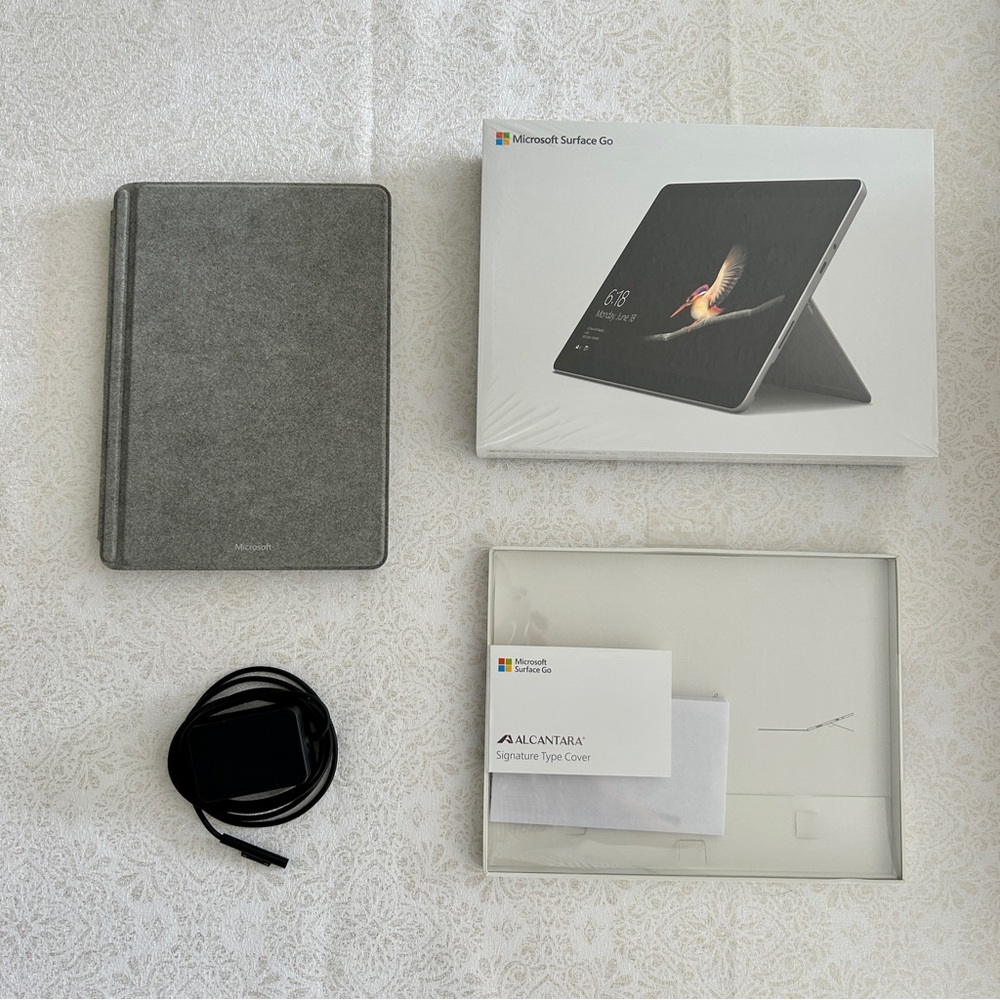 2018 Surface Go 1st Gen and Type Cover